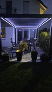 Kundenfoto zu HUUN Pergola Piano, Lamellendach manuell von S. P.
