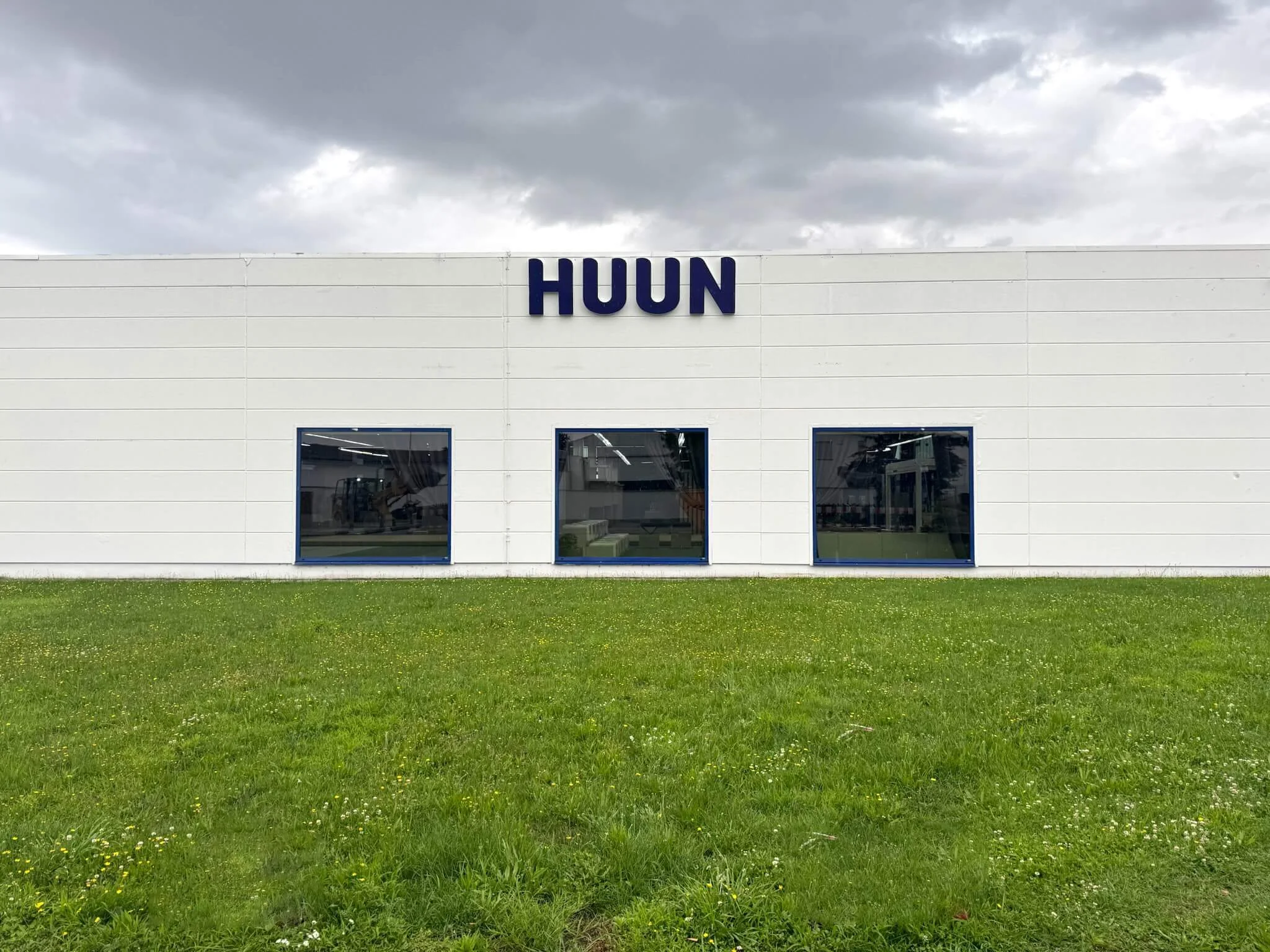 huun showroom