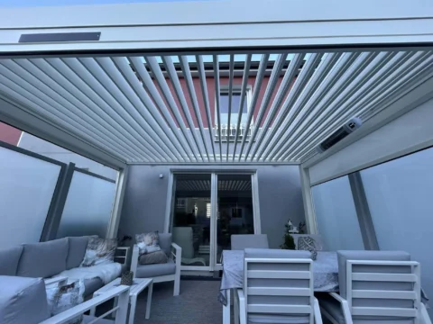 Kundenfoto zu HUUN Pergola Equa, Lamellendach elektrisch mit LED von Daniela K.