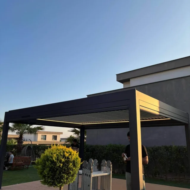 Kundenfoto zu HUUN Pergola Equa, Lamellendach elektrisch mit LED von Emma