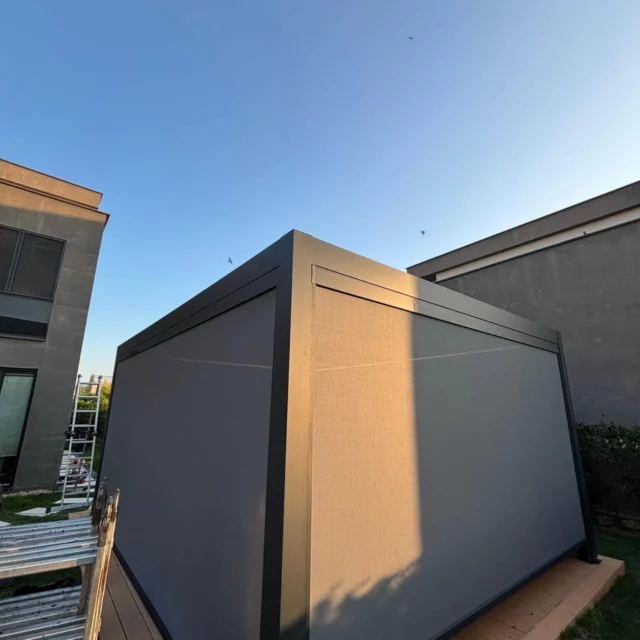 Kundenfoto zu HUUN Pergola Equa, Lamellendach elektrisch mit LED von Emma