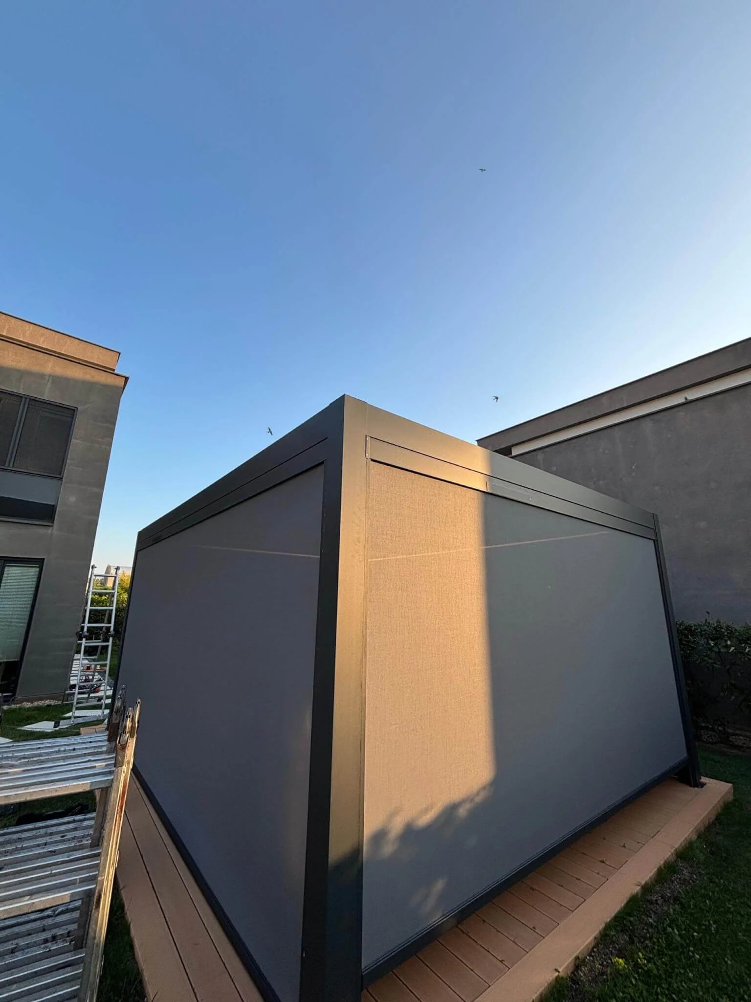 Kundenfoto zu HUUN Pergola Equa, Lamellendach elektrisch mit LED von Emma