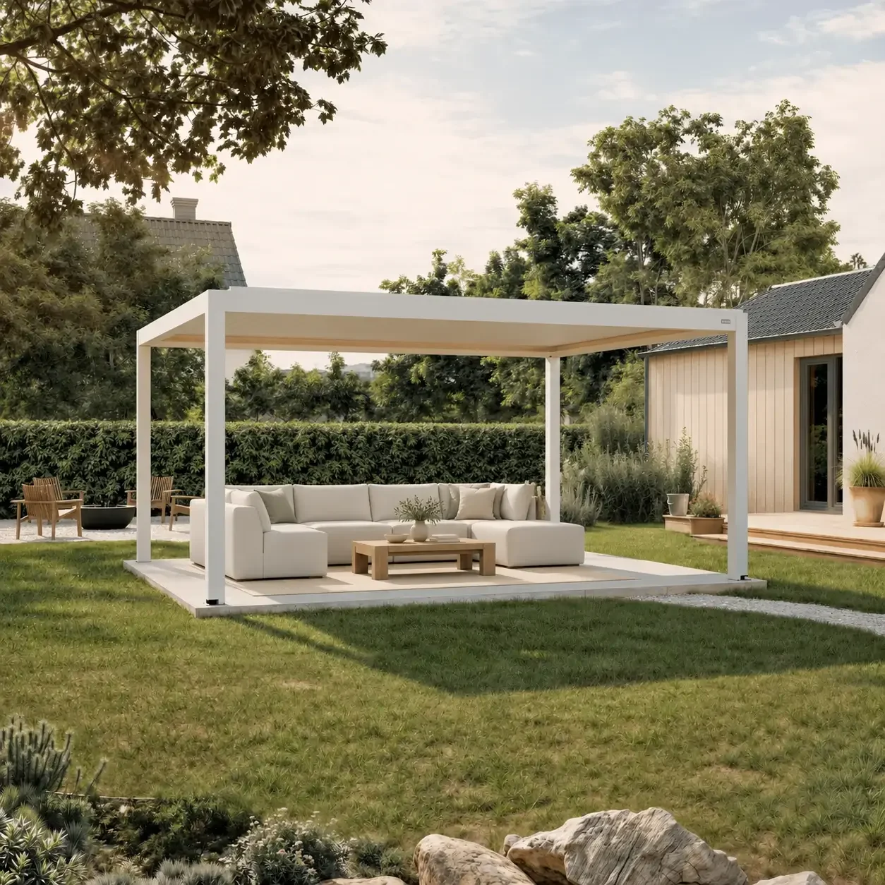 Planungsvisualisierung einer weißen HUUN Pergola mit heller Ecklounge